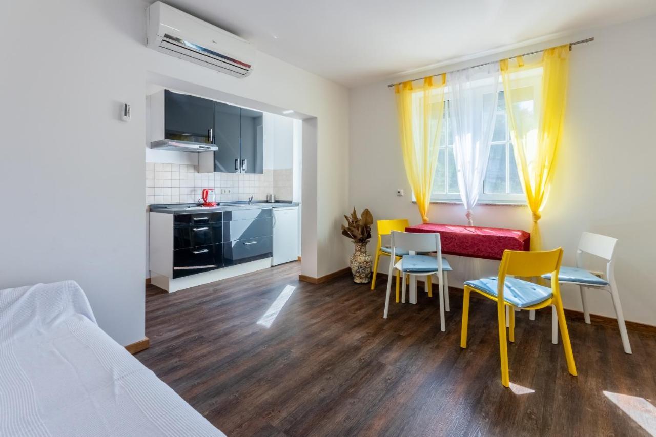 Rimac Apartment And Rooms Novi Vinodolski Exteriér fotografie