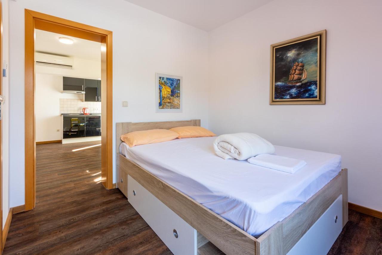 Rimac Apartment And Rooms Novi Vinodolski Exteriér fotografie
